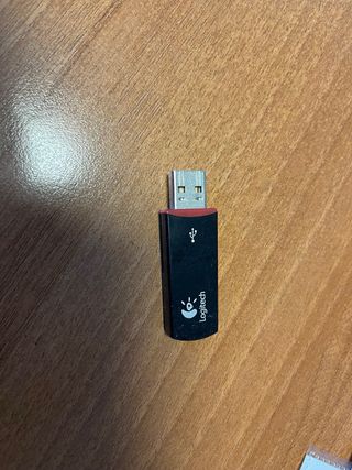 Teclado y raton inalambricos Logitech