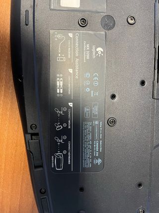 Teclado y raton inalambricos Logitech