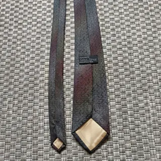 Corbatas de hombre.  Varios modelos y marcas