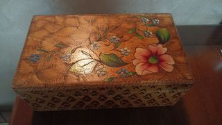 Scatola porta oggetti in legno