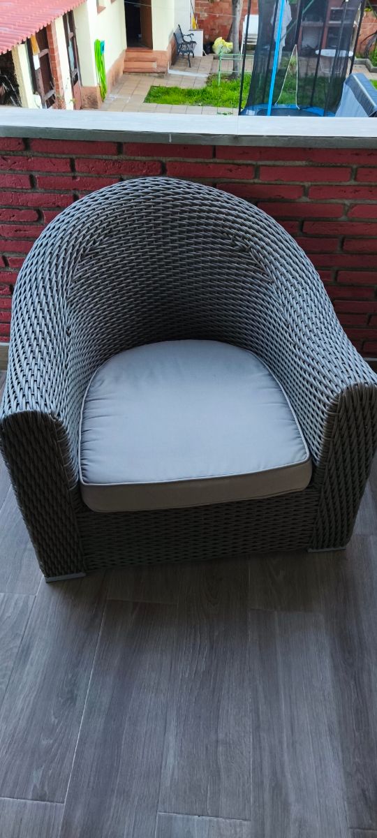 Sillón exterior color beig grande