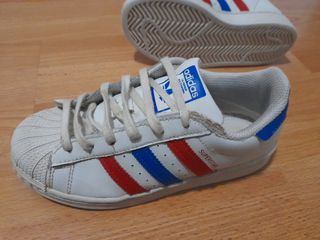 Bambas adidas superstar niño
