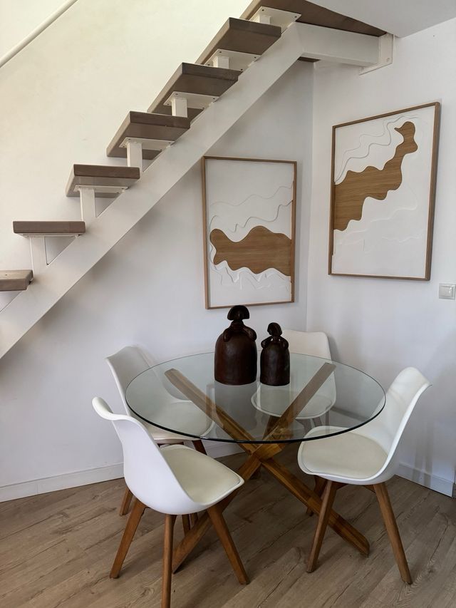 Coppia di quadri a rilievo