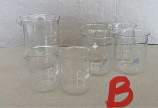 Cilindri e caraffe per laboratorio chimico