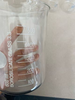 Cilindri e caraffe per laboratorio chimico