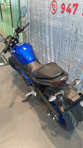 SUZUKI SV 650 AZUL