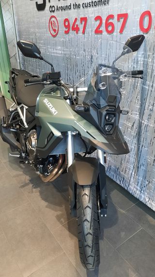 SUZUKI V STROM 800 TECH