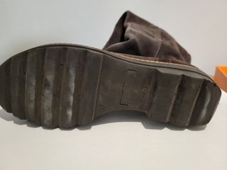 Botas planas mosqueteras de ante