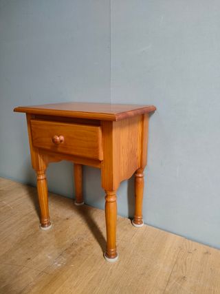 MESITA DE NOCHE 1 CAJON