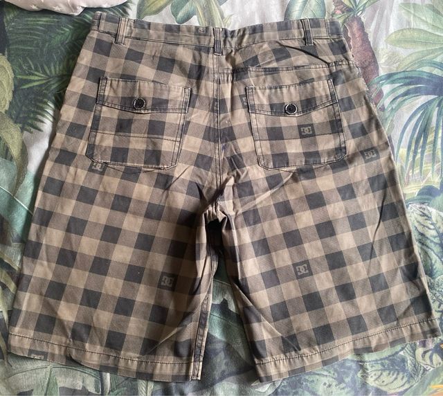 Pantalones bermudas DC