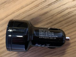 Caricabatteria da auto a ricarica rapida AUKEY 42W Nuovo