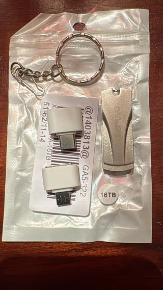 PenDrive de 16Tb