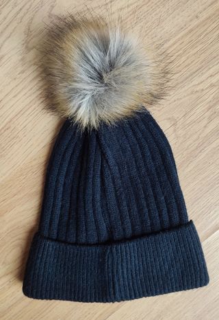 Gorro con pompón