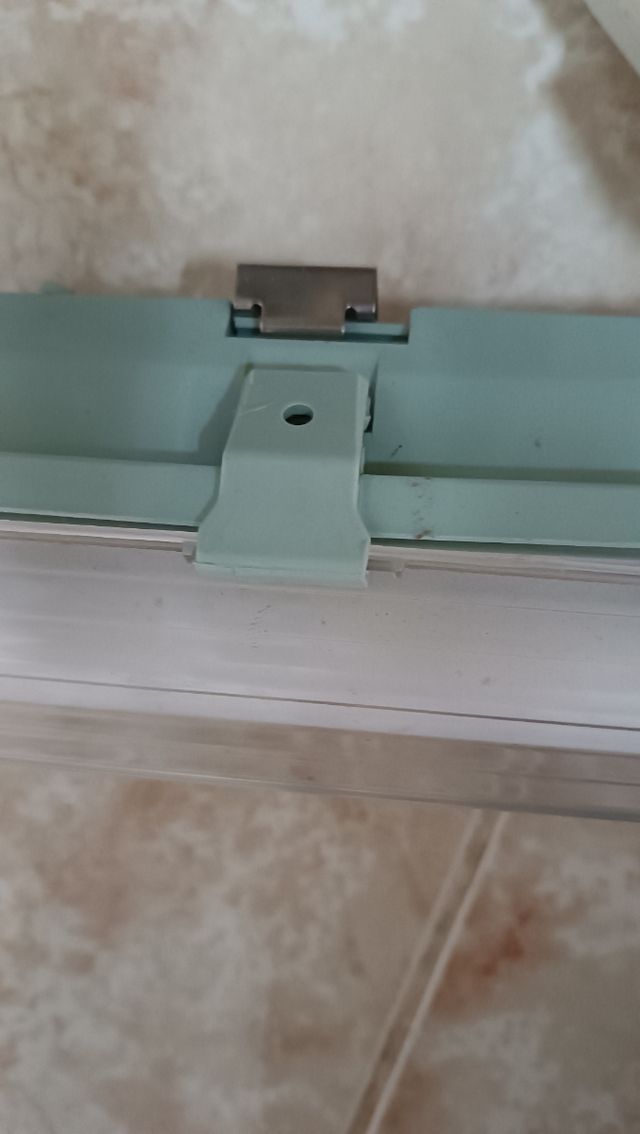 2 florescentes pequeños