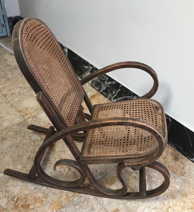 Mecedora antigua años 40