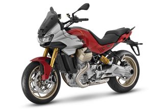 Moto Guzzi V 100 Mandelo S