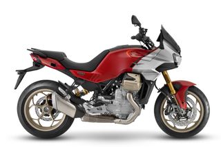 Moto Guzzi V 100 Mandelo S