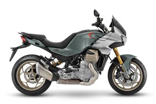 Moto Guzzi V 100 Mandelo S