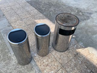 Pattumiere per bar .vendo il trio a 75