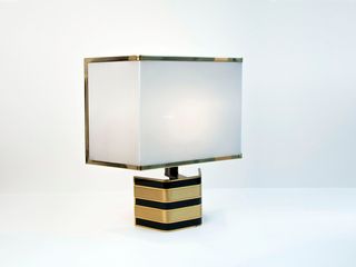 Lámpara de bajo perfil – Romeo Rega