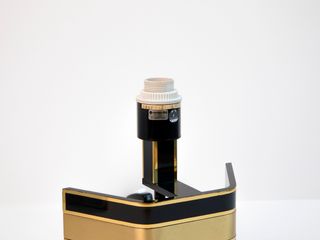 Lámpara de bajo perfil – Romeo Rega