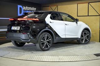 Toyota C-HR   2.0 200H Premiere Edition 
