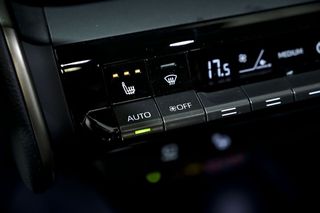 Toyota C-HR   2.0 200H Premiere Edition 