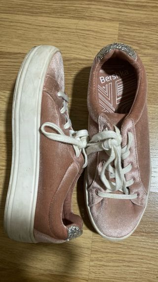 Zapatillas cordones terciopelo