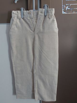 CONJUNTO de CAMISA, CHALECO y PANTANLÓN de NIÑO