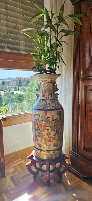 Jarrón y macatero chino