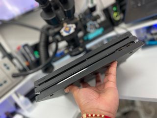 PS4 slim 3GEN 1TB