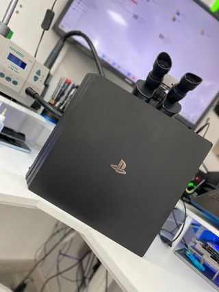 PS4 slim 3GEN 1TB