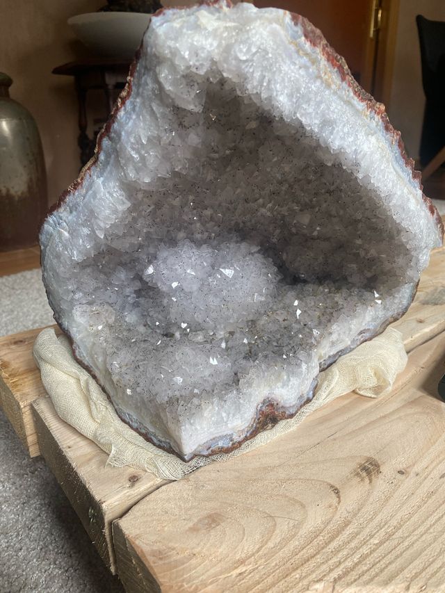 GEODA DE AGATA AMATISTA