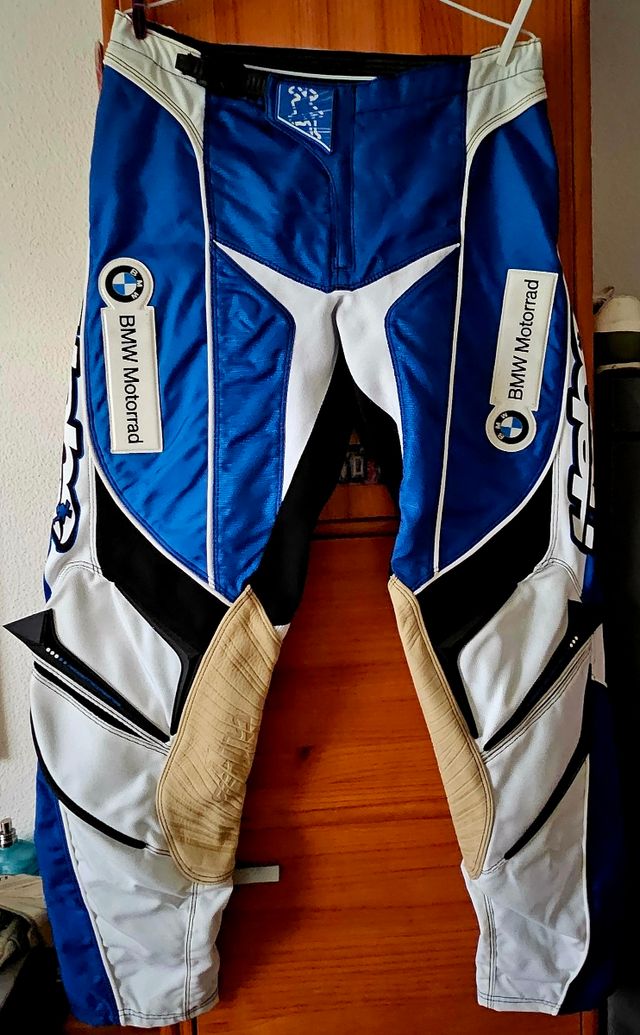 Pantalón off road BMW-HEBO