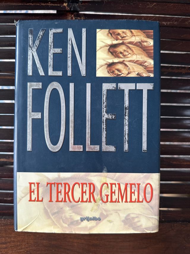 EL TERCER GEMELO