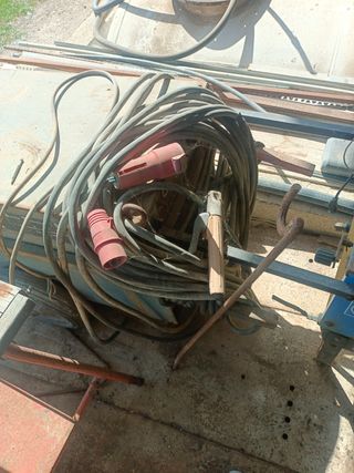 Máquina antigua de soldar