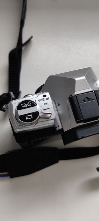 Olympus OM-D E-M5 III +Garantía