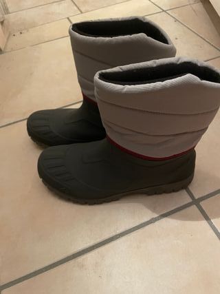 Scarponi Doposci Quechua 40-41 misura EU