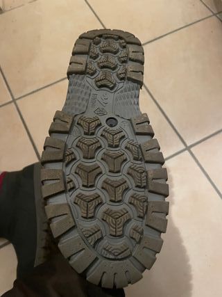 Scarponi Doposci Quechua 40-41 misura EU