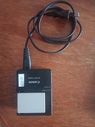 Cargador cámara fotos Canon con batería