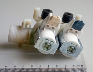 Bomba de agua lavadora Indesit