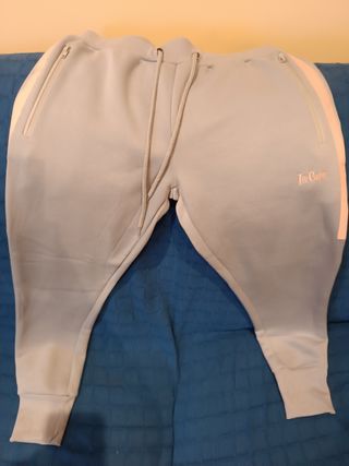 Pantalones marca lee Cooper 