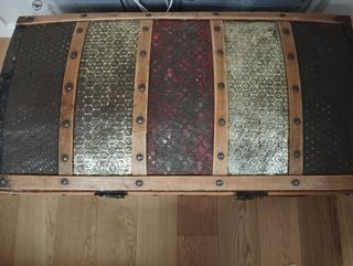 Baúl antiguo restaurado SXIX