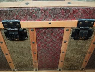 Baúl antiguo restaurado SXIX