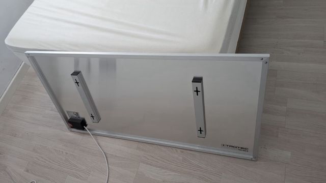 Panel calefactor infrarrojo TROTEC TIH 700s