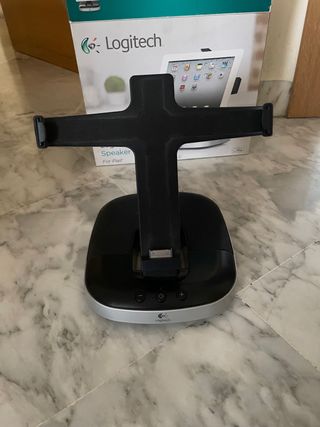 Logitech speaker stand para ipad