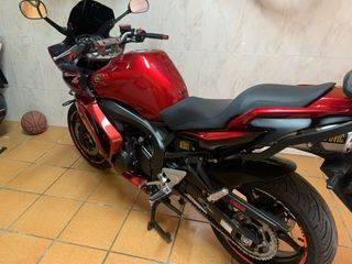 Motocicleta Yamaha fz6 s2
