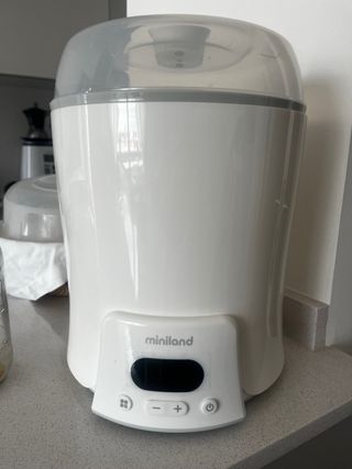 Esterelizador biberones miniland