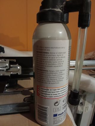 Reparador pinchazos moto