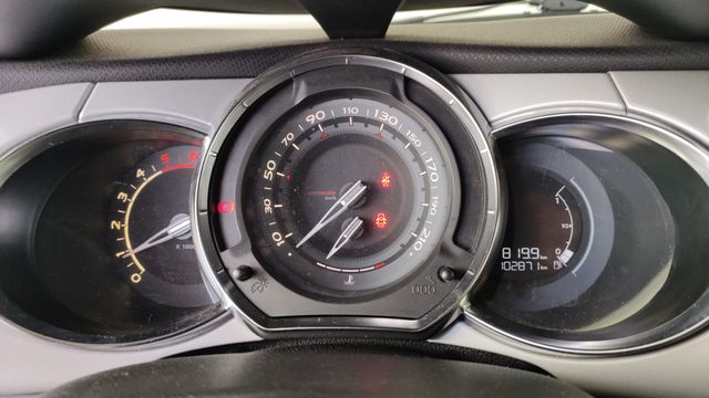 CITROEN DS3 1.4 HDi 70 DESIRE